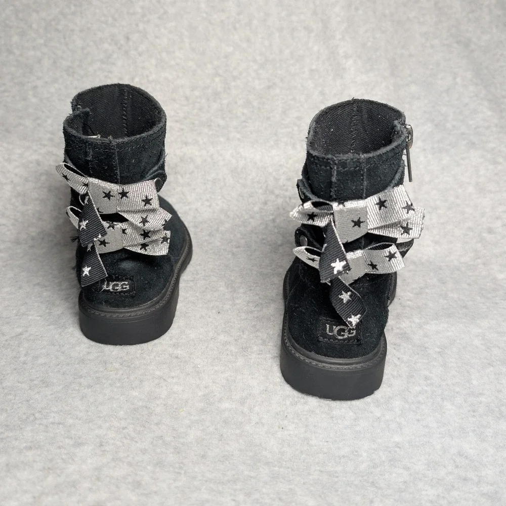 UGG Boots Toddler 8 Black Zip Silver Star Bow